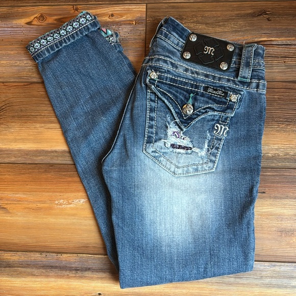 MISS ME Signature Cropped Distressed Jean Women Size 28 - Picture 10 of 12